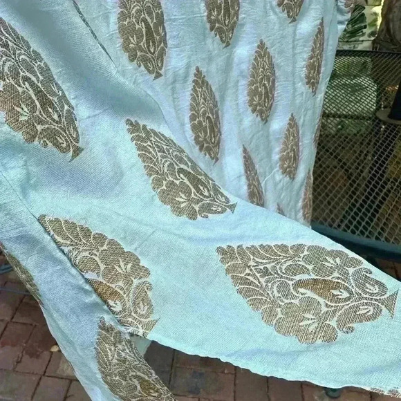 Bella Tu popover tunic Blue gold Small classy contemporary casual artsy - Picture 9 of 10